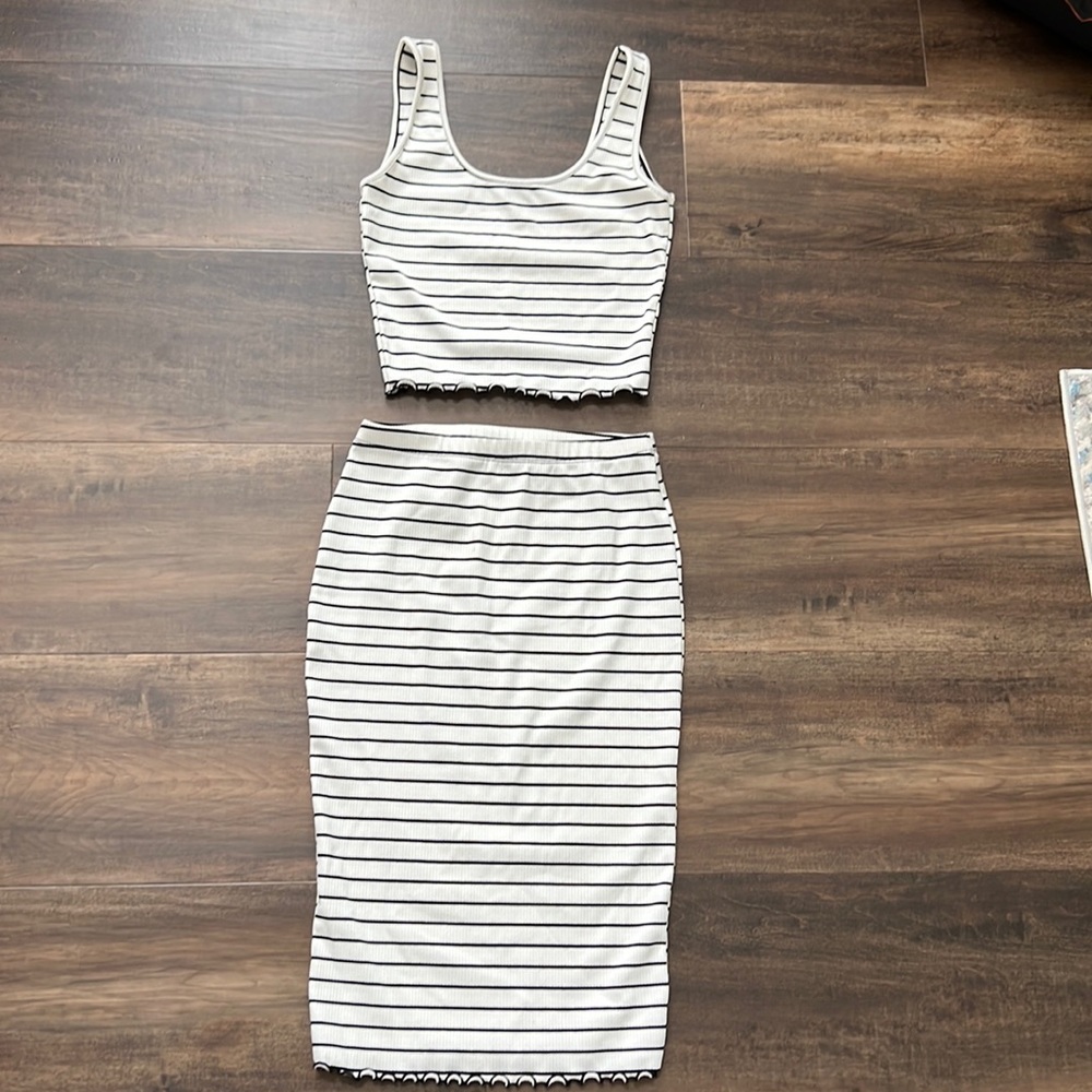 2 piece womens set size L